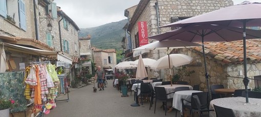 Gourdon e dintorni, fotografie di Danilo Radaelli Gourdon e dintorni, fotografie di Danilo Radaelli