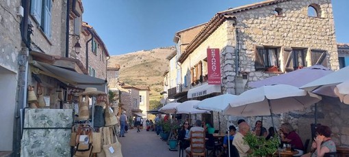 Gourdon, fotografie di Danilo Radaelli Gourdon, fotografie di Danilo Radaelli