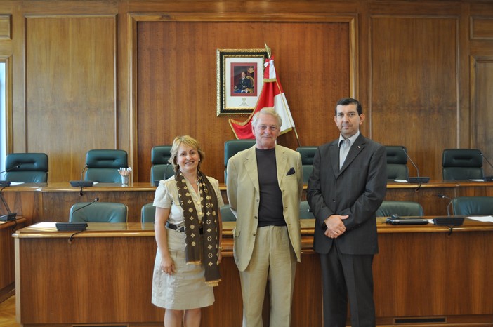 Monte-Carlo: il prof Guy Carcassonne accolto dal Conseil National Monte-Carlo: il prof Guy Carcassonne accolto dal Conseil National