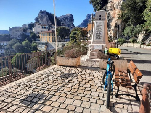 Gilette, fotografie di Danilo Radaelli Gilette, fotografie di Danilo Radaelli