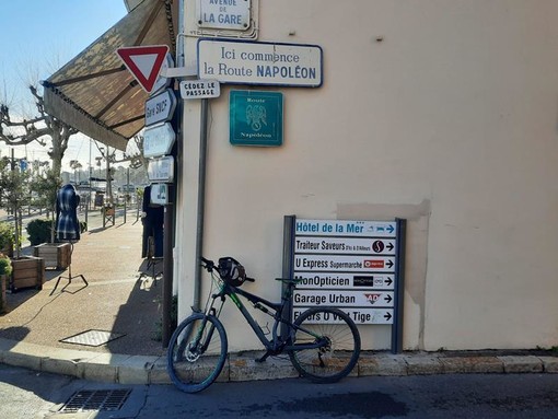 Golf Juan, Juan les Pins e Cap d'Antibes nelle fotografie di Danilo Radaelli Golf Juan, Juan les Pins e Cap d'Antibes nelle fotografie di Danilo Radaelli