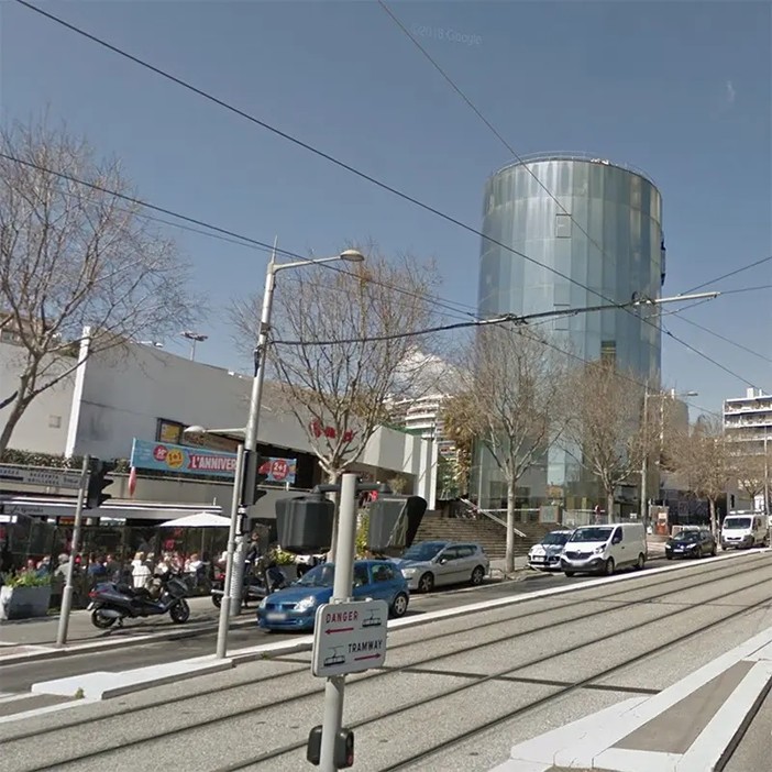 L'ex Carrefour di Nice nord destinato a trasformarsi in un bowling