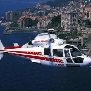 Un regalo alternativo per Natale? Dona un volo in elicottero per Natale con Heli Air Monaco