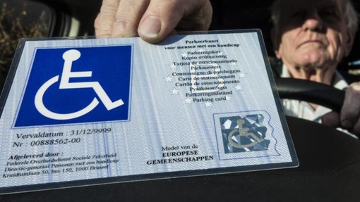 Parcheggio gratis per disabili a Nizza? Sì, ma con precise regole (per tutti!) Parcheggio gratis per disabili a Nizza? Sì, ma con precise regole (per tutti!)