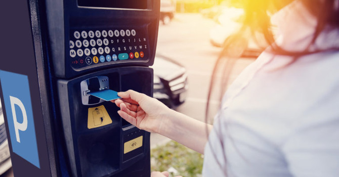 Parcheggi a Nizza, scatta la tolleranza di 15 minuti: meno sanzioni e più flessibilità