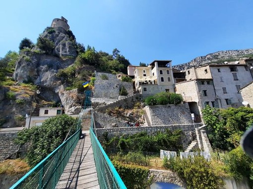 In motocicletta verso il Dipartimento delle Alpi dell'Alta Provenza, fotografie di Danilo Radaelli In motocicletta verso il Dipartimento delle Alpi dell'Alta Provenza, fotografie di Danilo Radaelli