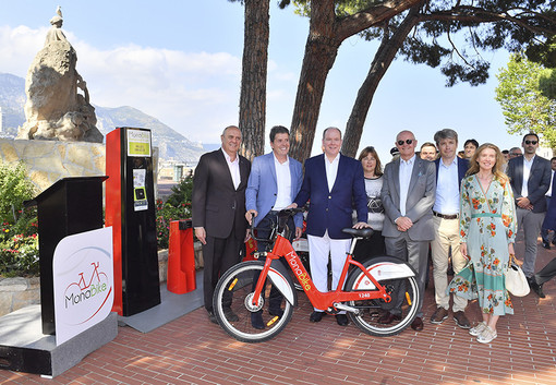 300 biciclette elettriche per turisti e residenti che vogliono muoversi in libertà nel Principato di Monaco