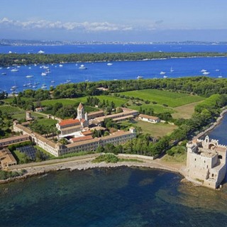 Île Saint-Honorat, foto tratta dal sito del Comité Régional du Tourisme Côte d’Azur France