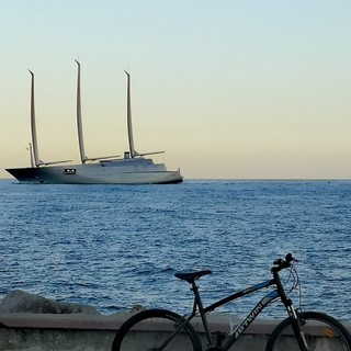 "Il battello e la bicicletta" di Luisella Cappio