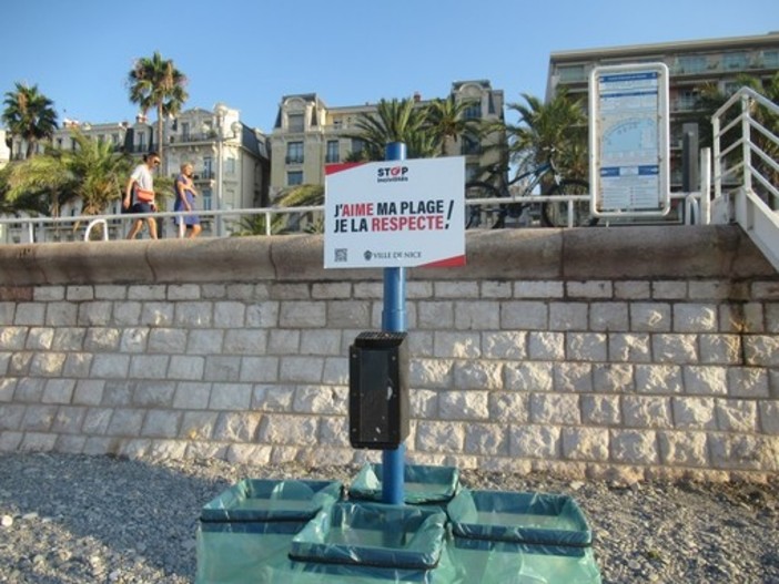 Una spiaggia di Nizza