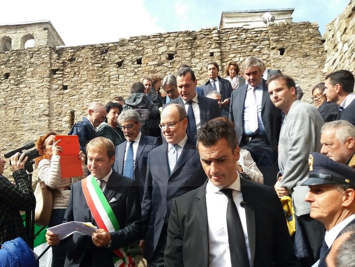 Il principe Alberto II in una visita a Dolceacqua Il principe Alberto II in una visita a Dolceacqua