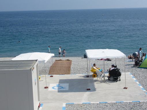 Nizza: create due handiplages sulla Promenade Des Anglais
