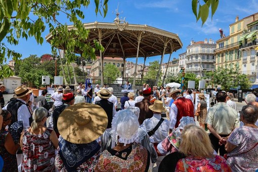 Cannes, inaugurazione di Place Alexis de Tocqueville e del Cheminement des Penseurs. Foto @ville de Cannes e @MDC
