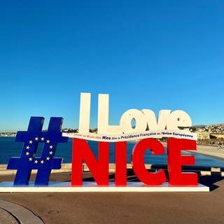 Nizza festeggia la presidenza francese dell’Unione Europea