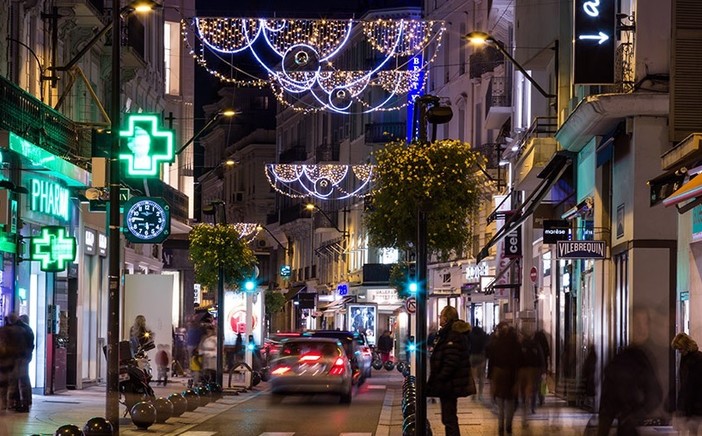 Un Natale goloso a Cannes in attesa di un Capodanno d'autore