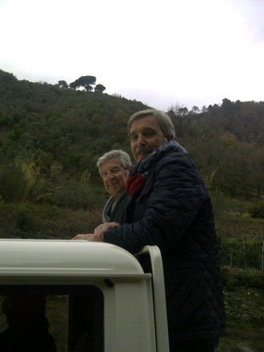 Il sindaco di St Paul de Vance René Buron in visita alle Cinque Terre per l'alluvione Il sindaco di St Paul de Vance René Buron in visita alle Cinque Terre per l'alluvione