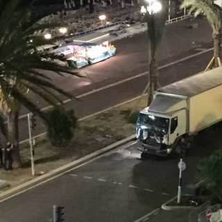 Il camion bianco la sera della strage sulla Promenade