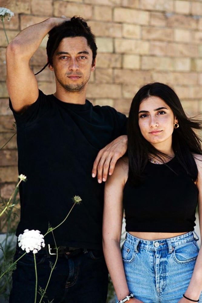 Il regista Jonas Carpignano e la protagonista del film Swamy Rotolo // ©Isabella Torre Il regista Jonas Carpignano e la protagonista del film Swamy Rotolo // ©Isabella Torre