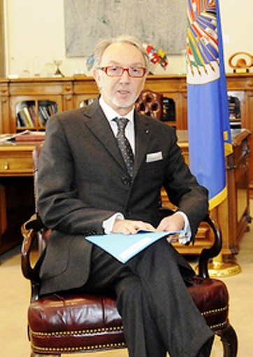 Si incontrano i governi di Montecarlo , San Marino ed Andorra