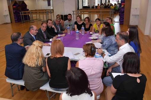 Monaco: un incontro chiarificatore per il proseguimento dei lavori di ristrutturazione dei condomini dei Jardins d'Apolline Monaco: un incontro chiarificatore per il proseguimento dei lavori di ristrutturazione dei condomini dei Jardins d'Apolline