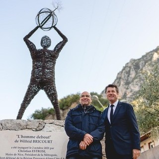 “L’Homme debout”, l'inaugurazione il 2 ottobre 2021: Christian Estrosi e  Wilfrid Bricourt