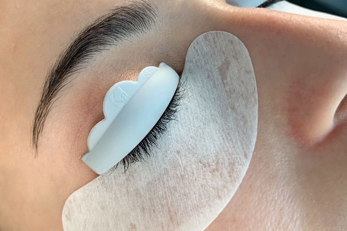 Laminazione delle ciglia: la scelta sostenibile dei pad in silicone riutilizzabili Laminazione delle ciglia: la scelta sostenibile dei pad in silicone riutilizzabili