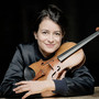 Liya Petrova, violinista, solista nel Concerto per violino n. 1 di Sergej Prokof’ev