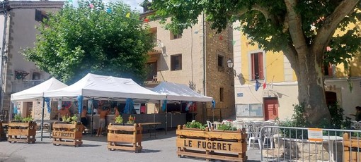 Le Fugeret (Foto 1 - 7) e Méailles (foto 8 - 11). Fotografie di Danilo Radaelli Le Fugeret (Foto 1 - 7) e Méailles (foto 8 - 11). Fotografie di Danilo Radaelli