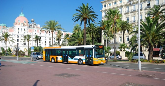Lignes d’Azur, la crisi che scuote i trasporti di Nizza: sospesa la direttrice generale