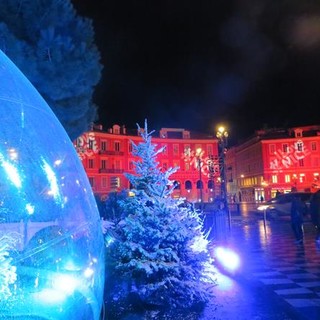Nizza, luminarie natalizie