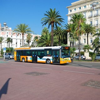 Lignes d’Azur, la crisi che scuote i trasporti di Nizza: sospesa la direttrice generale