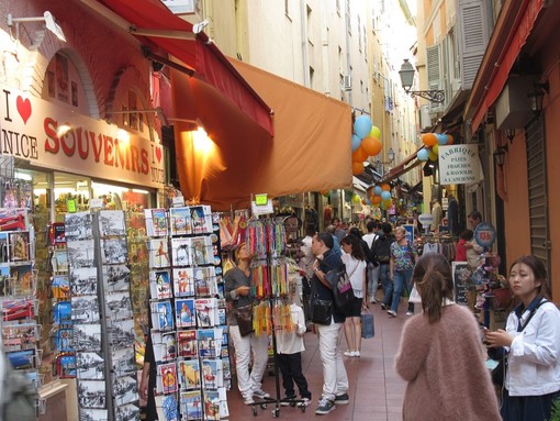 La grande braderie, Vieux Nice