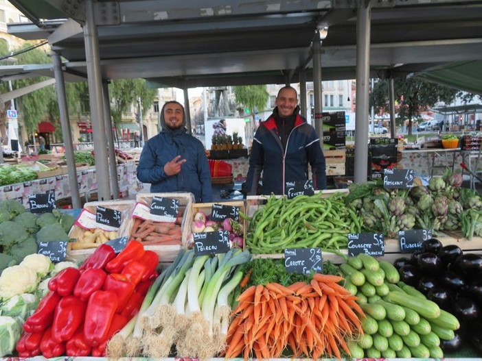 Il mercato di Liberatioin e i suoi prezzi Il mercato di Liberatioin e i suoi prezzi