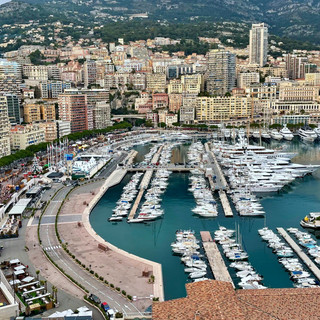 Fête Nationale française, serata con DJ al Marché de la Condamine organizzata dalla Mairie de Monaco