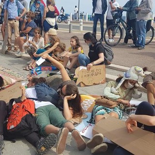 La manifestazione per il clima del 9 maggio 2021 a Nizza