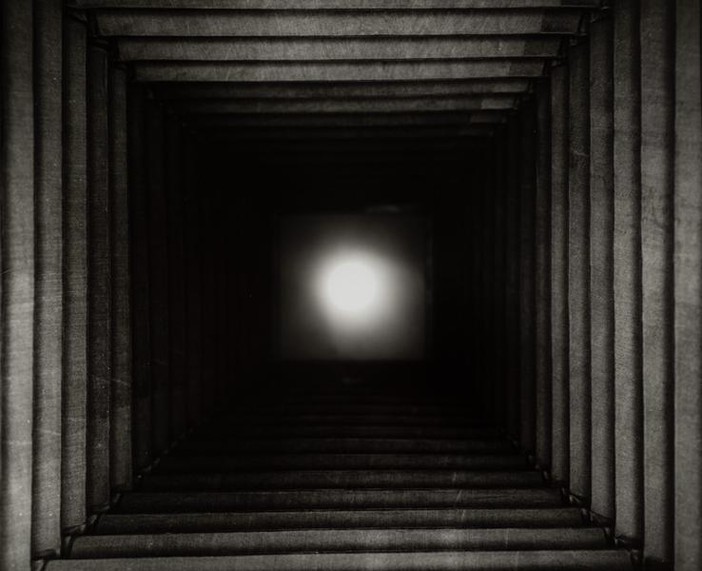 Nice, tirage au gélatino-bromure d'argent sur papier baryté © Michel Graniou Nice, tirage au gélatino-bromure d'argent sur papier baryté © Michel Graniou