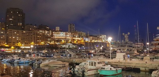 "Luci sul porto", fotografie di Stefania Scorti