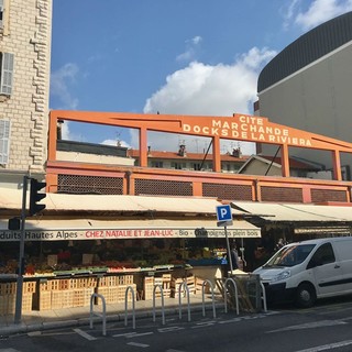 Nizza, degrado alla halle Raiberti: parte la battaglia legale dei commercianti