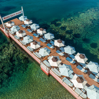 Jacquemus del Monte-Carlo Beach