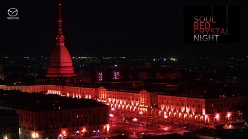 Cosa avranno inventato Mazda e La Fura Del Baus per lanciare il rosso più bello del mondo? Cosa avranno inventato Mazda e La Fura Del Baus per lanciare il rosso più bello del mondo?