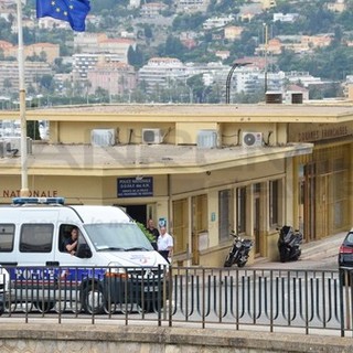 Aperte le frontiere dalla mezzanotte: nessuna restrizione per entrare in Francia