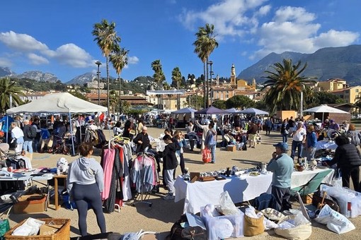 Menton, Vide grenier Menton, Vide grenier