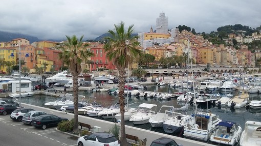 "I colori del porto" di Milena Visentini