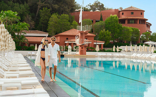 A luglio la Société des Bains de Mer di Monte-Carlo fa rivivere l'arte della festa chic e glamour A luglio la Société des Bains de Mer di Monte-Carlo fa rivivere l'arte della festa chic e glamour