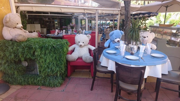 "Clienti fissi", fotografia di Milena Visentini "Clienti fissi", fotografia di Milena Visentini