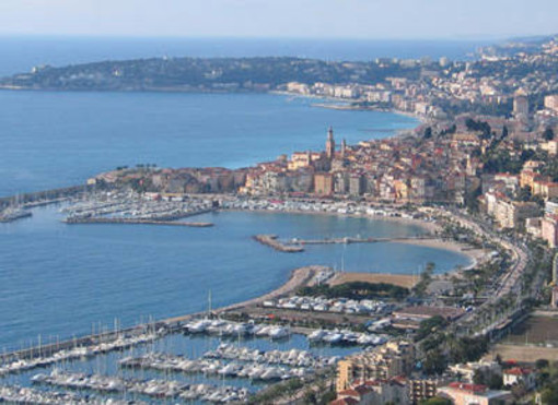 Mentone: aperte fino al 30 marzo le iscrizioni per concorso fotografico Mentone: aperte fino al 30 marzo le iscrizioni per concorso fotografico