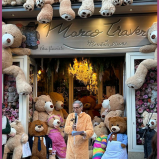 Martedì 14 maggio l'Hotel de Paris di Monaco sarà invaso da... orsi per un'asta benefica