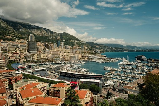 Monaco, tre opportunità commerciali alla Residenza Héméra e nell’area Pasteur-Hélios: pubblicati gli inviti a candidatura