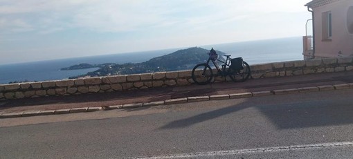 Moyenne Corniche (Foto 1 - 5), Monaco (6 - 18) e Antibes (19 - 22). Fotografie di Danilo Radaelli
