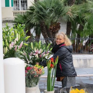 Il mercato dei fiori in Place Gautier a Nizza